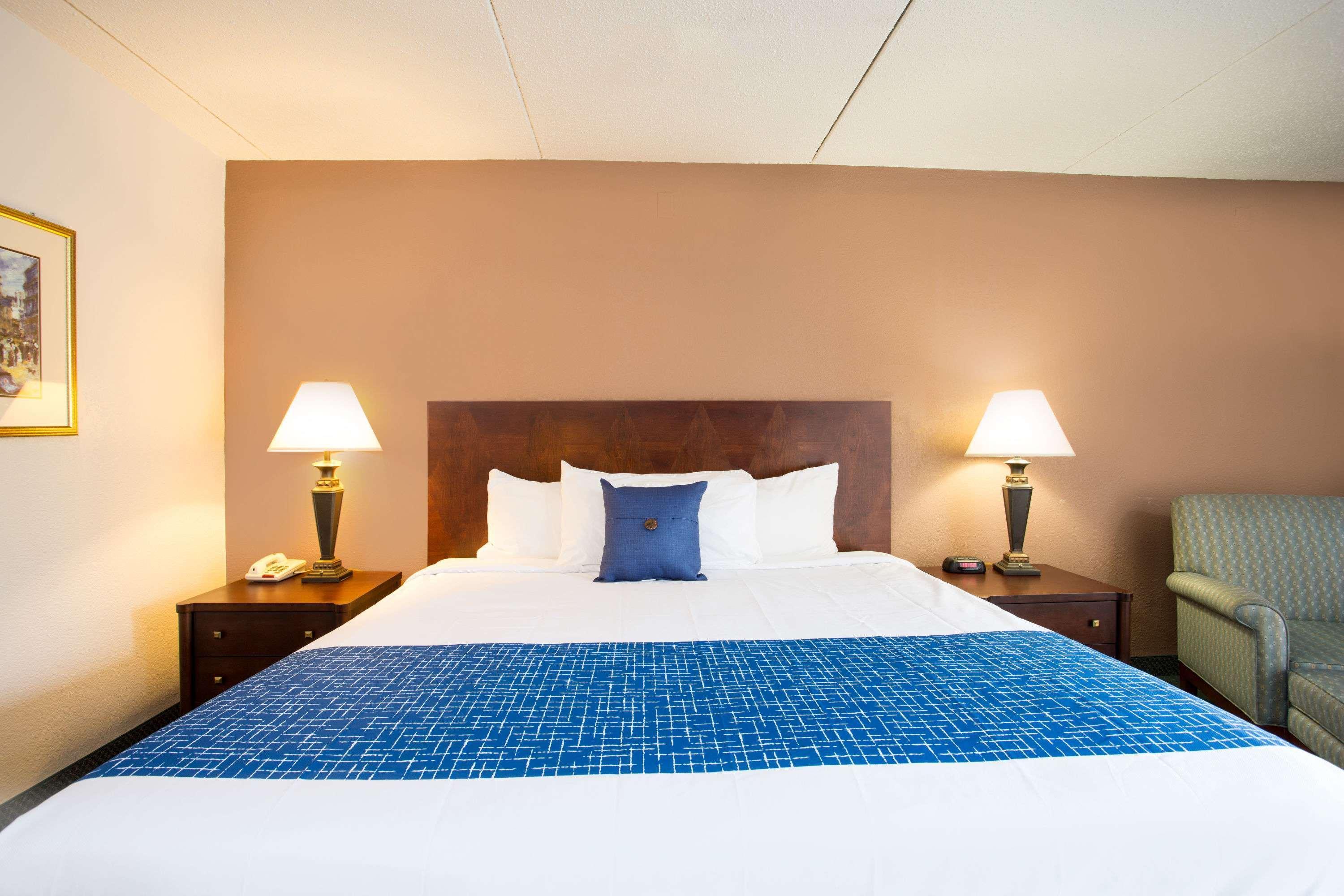 Travelodge By Wyndham Wytheville Exteriör bild